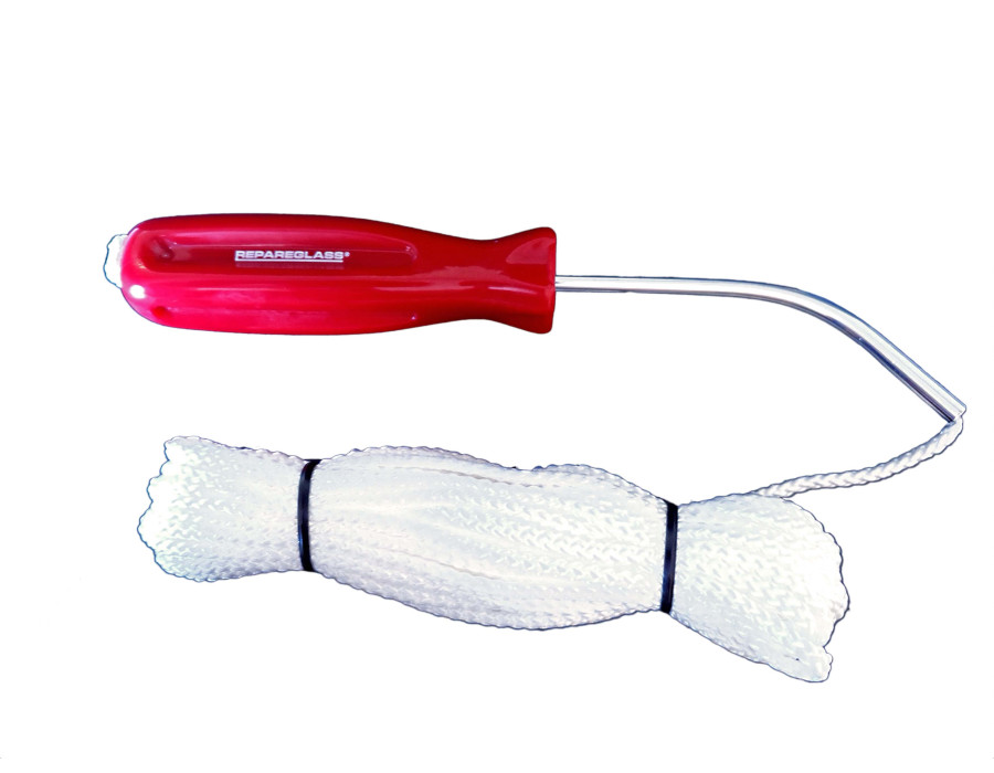 Outil à corde pour le montage des vitres chez FIXOUTIL